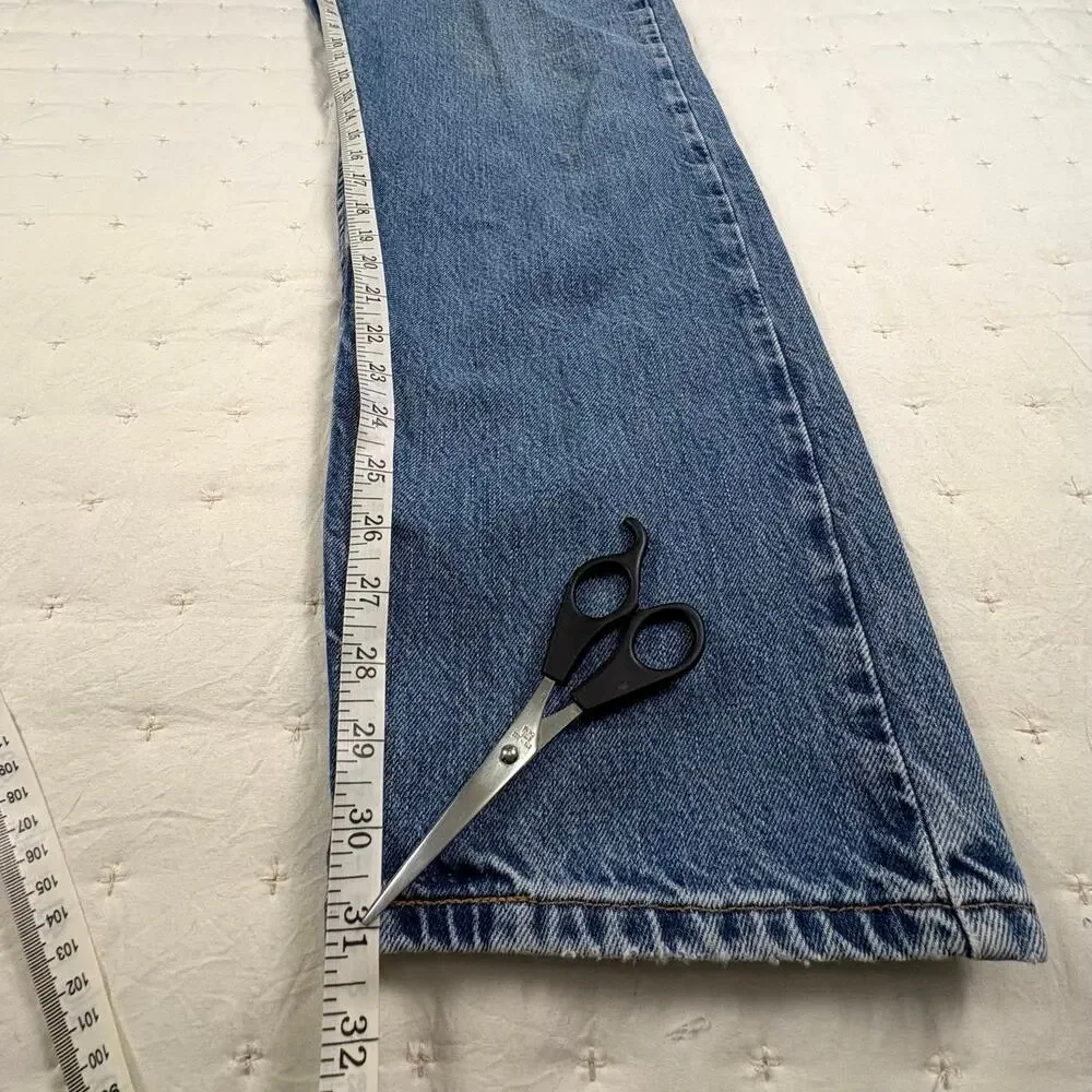 Levi's Vintage 505 Jeans Men's 36x32 Medium Wash Denim Paper Batwing Tag